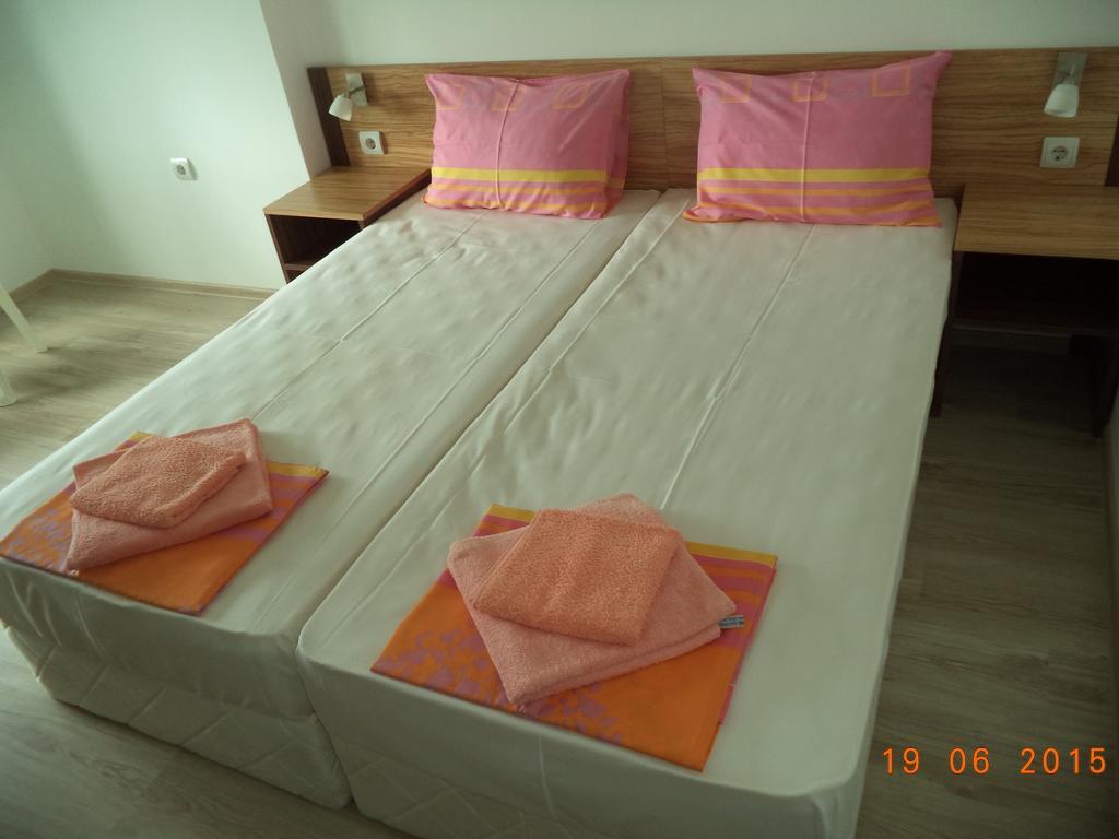 Sveti Georgi Guest House Sozopol Phòng bức ảnh